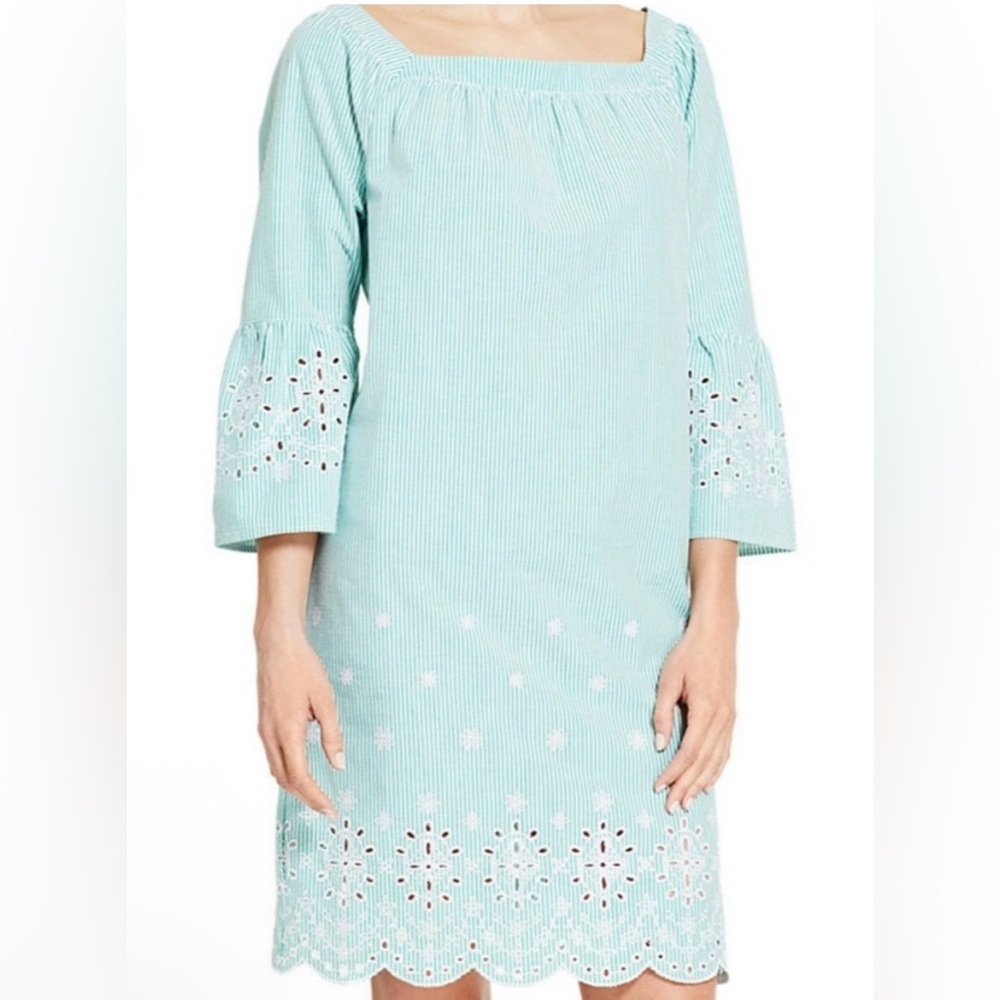 Izod Seersucker Embroidered Pull Over Shift Dress Green/White Medium